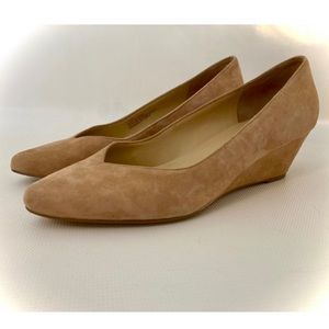 Talbots Laney tan suede wedges leather heels Size 7.5 - EUC!